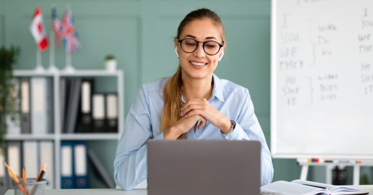 10 Best Online English Tutoring Services of 2023