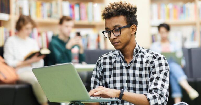 20 Scholarships for Black Students to Apply For in 2023